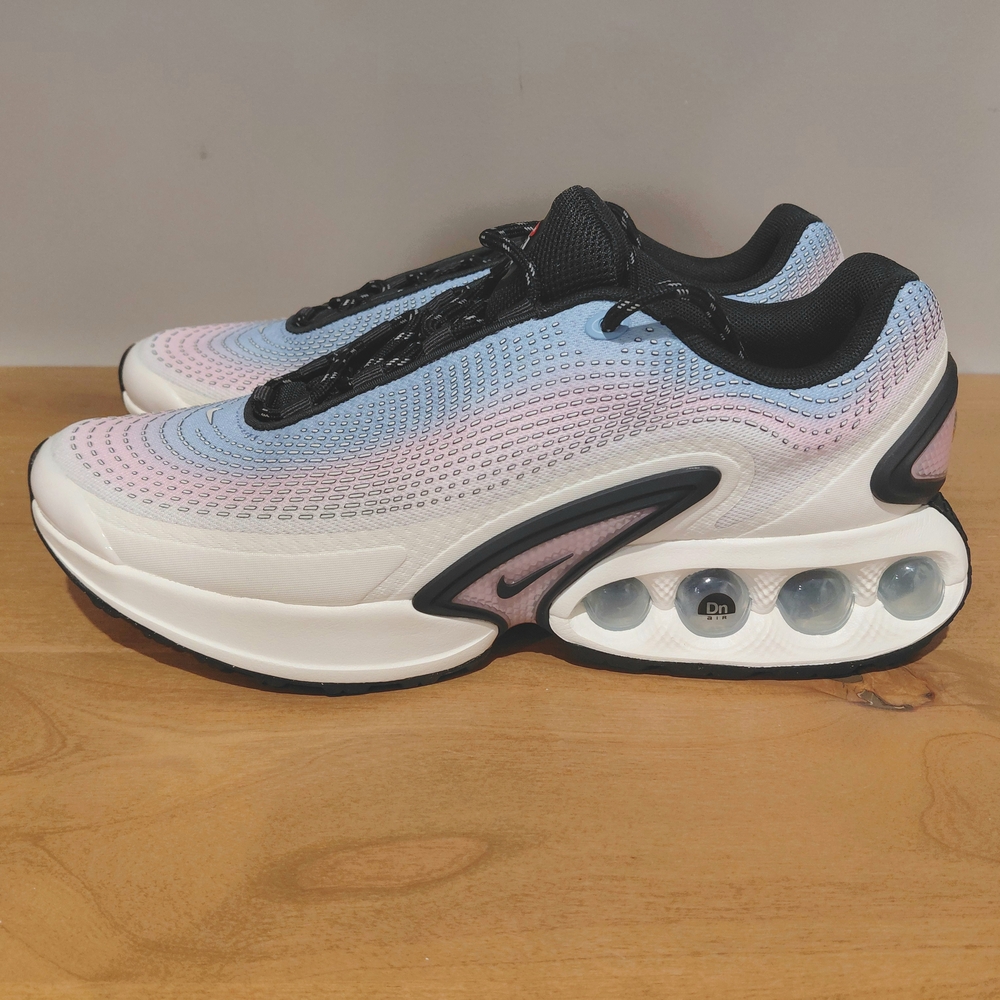 Nike Air Max DN Pink Foam Off Noir Aluminum Women's (Size 10) - Picture 6 of 8